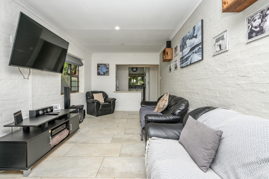 6 Bedroom Property for Sale in Linkside Eastern Cape